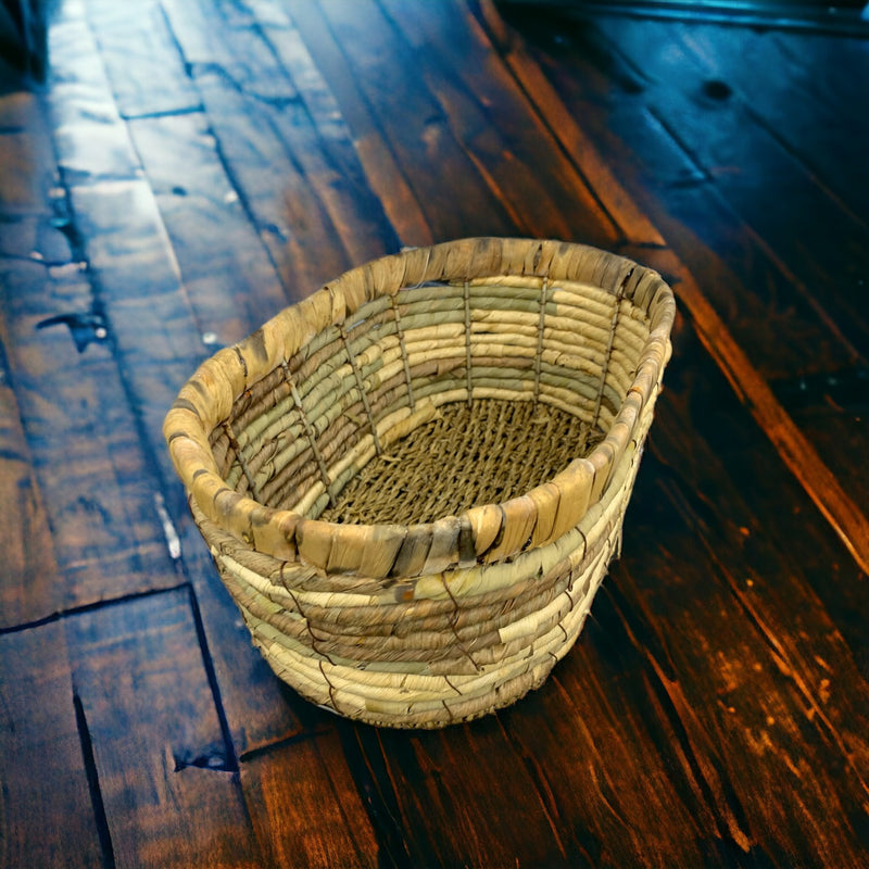 Oval Shape Canoe Basket