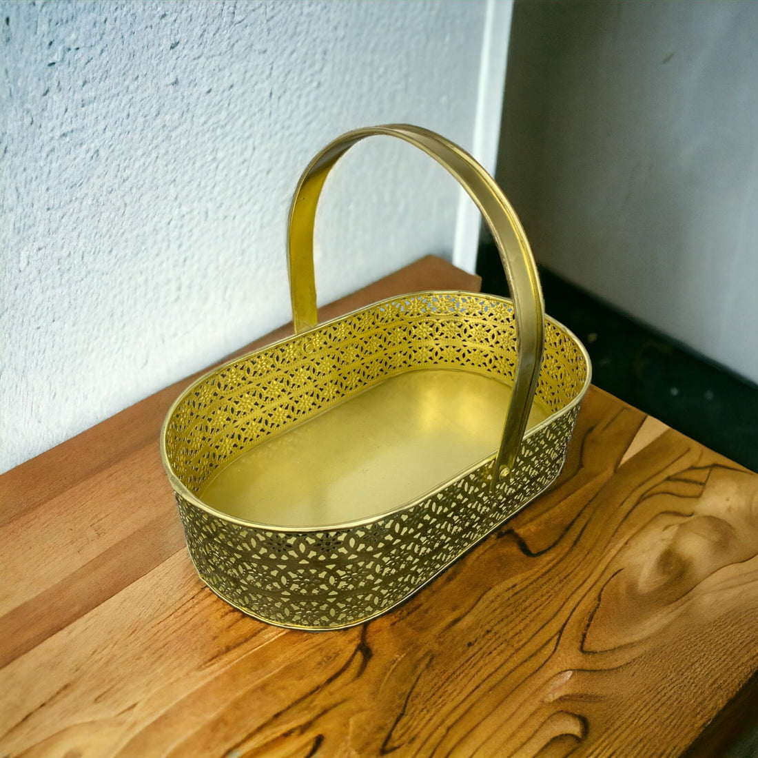 Oval Premium Metal Handle Basket