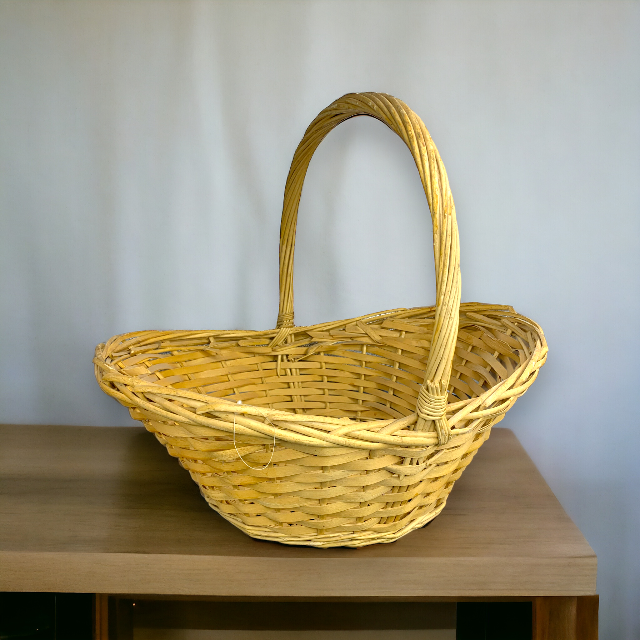 Round Shape Single Bamboo Basket with Handle