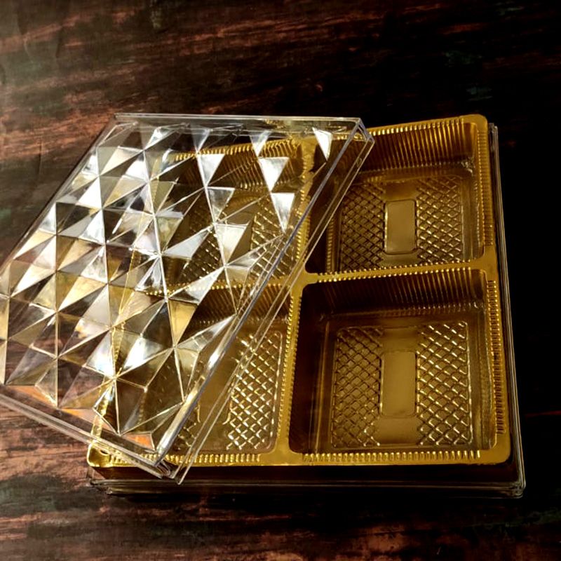 Square Transparent Diamond Crystal Box with Four Cavities for Dryfruits (24.5cmx24.5cmx4 cm): 1 Nos